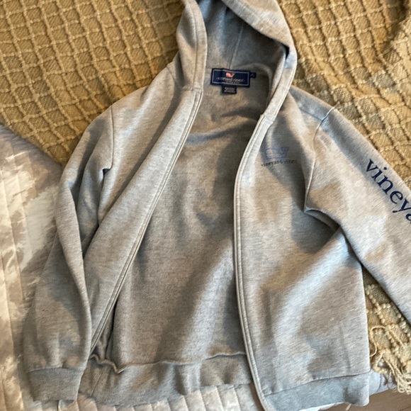 Vineyard Vines Other - Boys Vineyard Vines Full Zip Hoodie - M